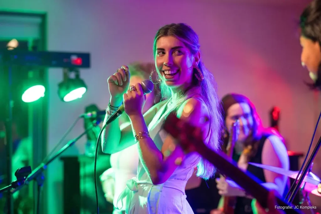 Popmania 2026 in JC Kompleks; het evenement voor regionaal muziektalent in Heerhugowaard